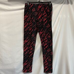 Stylish Red and Black Patterned Leggings SM381